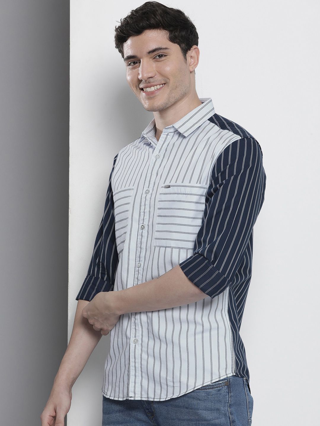 The Indian Garage Co Men Slim Fit Opaque Striped Cotton Casual Shirt