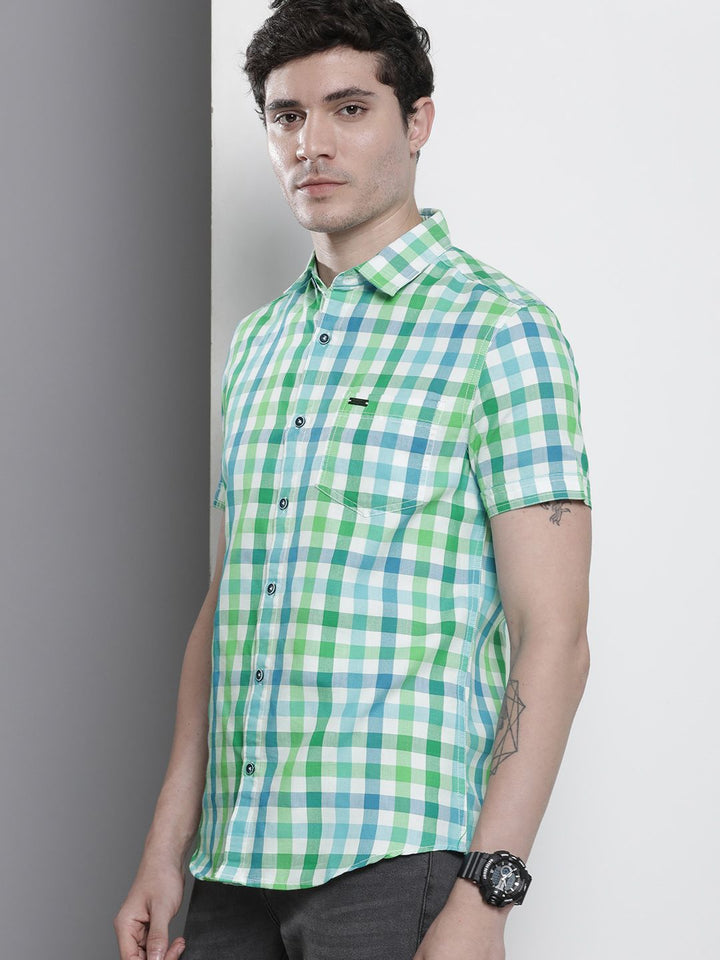 The Indian Garage Co Men Slim Fit Opaque Checked Casual Shirt