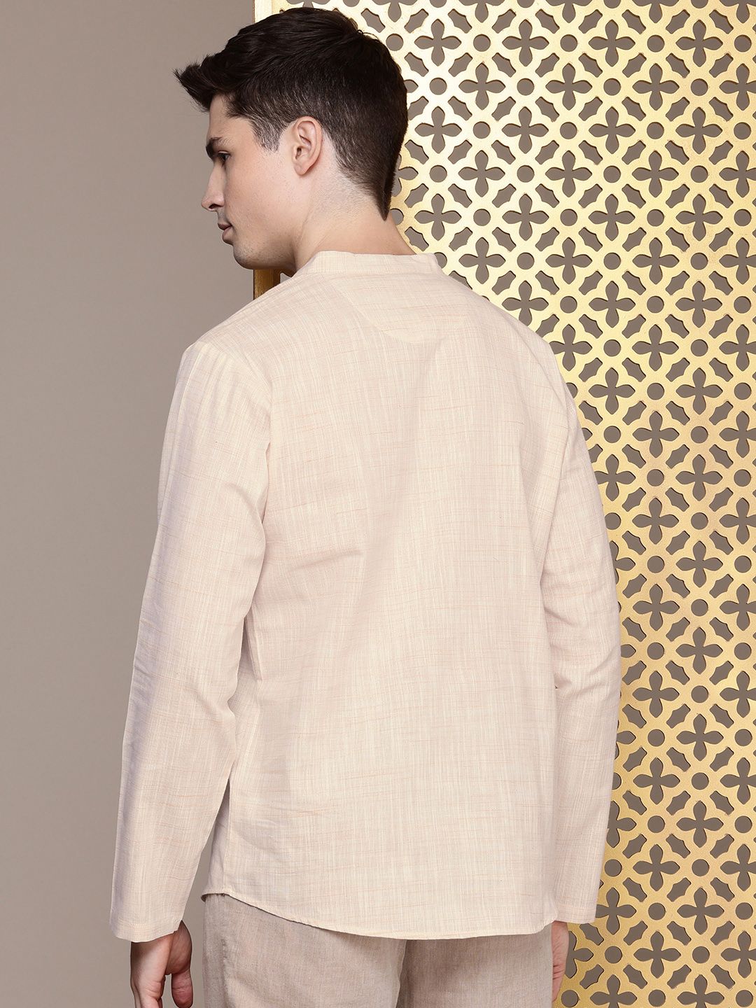House of Pataudi Men Mandarin Collar Kurta