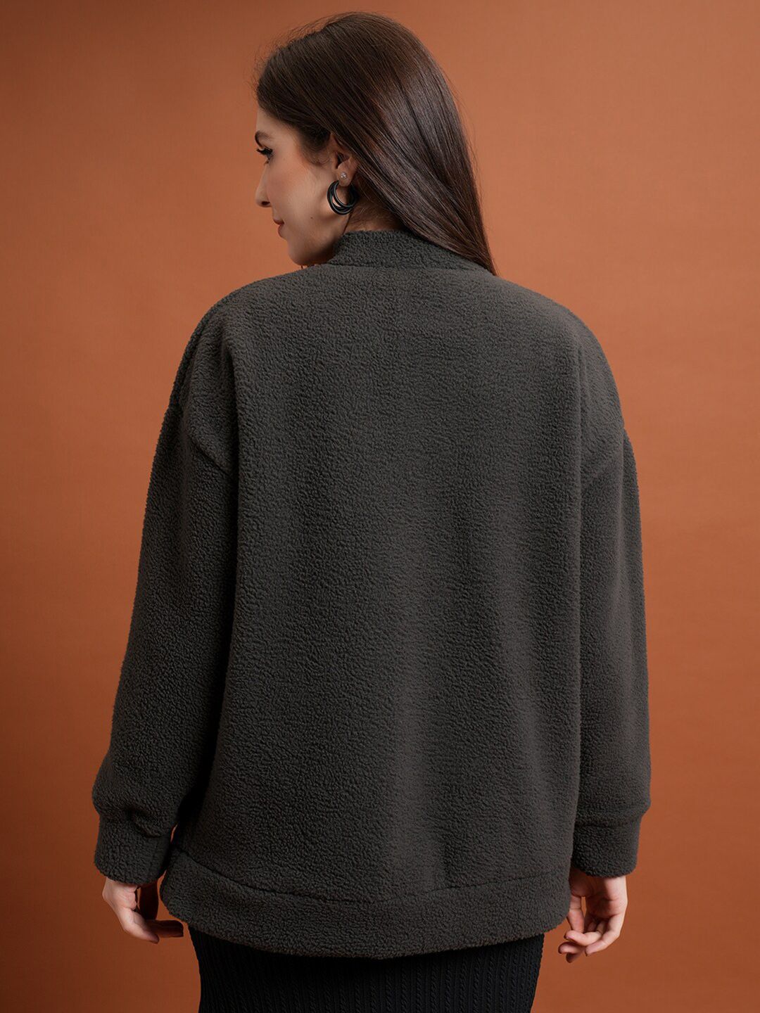 Tokyo Talkies Women Solid Drop-Shoulder Sleeves Oversized Sweatshirt