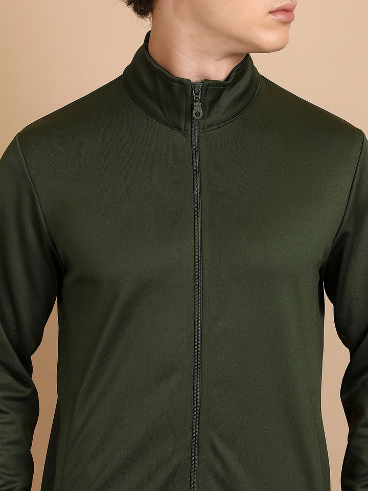 HIGHLANDER High Neck Sweatshirt & Trousers
