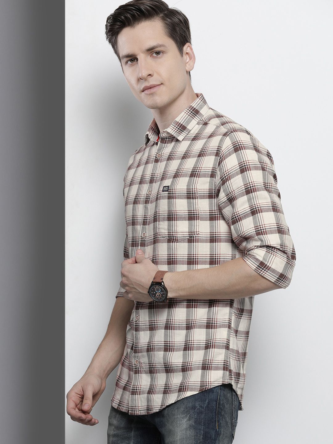 The Indian Garage Co Men Beige Checked Casual Shirt