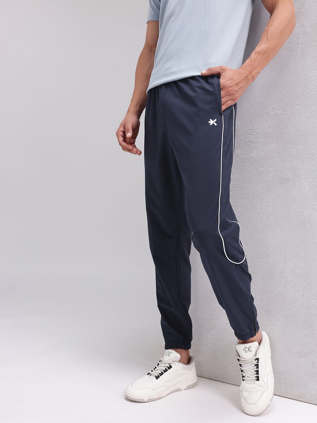 HRX by Hrithik Roshan Men Contrast Piping Lifestyle Joggers