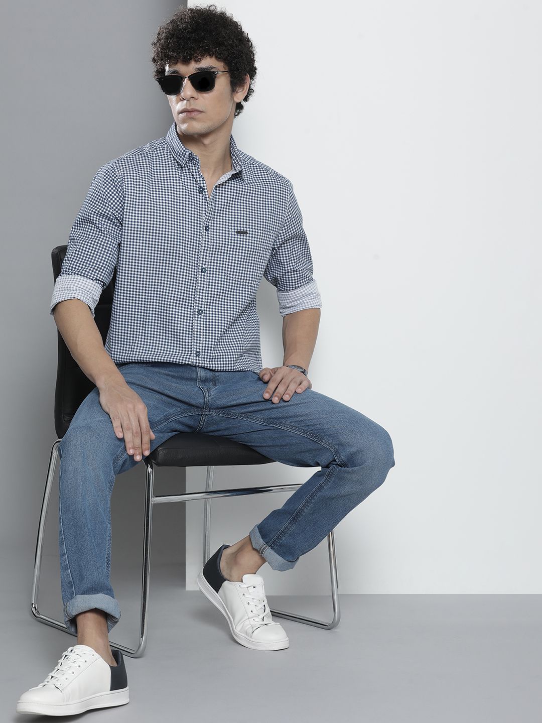 The Indian Garage Co Men Navy Blue Micro Checked Casual Shirt