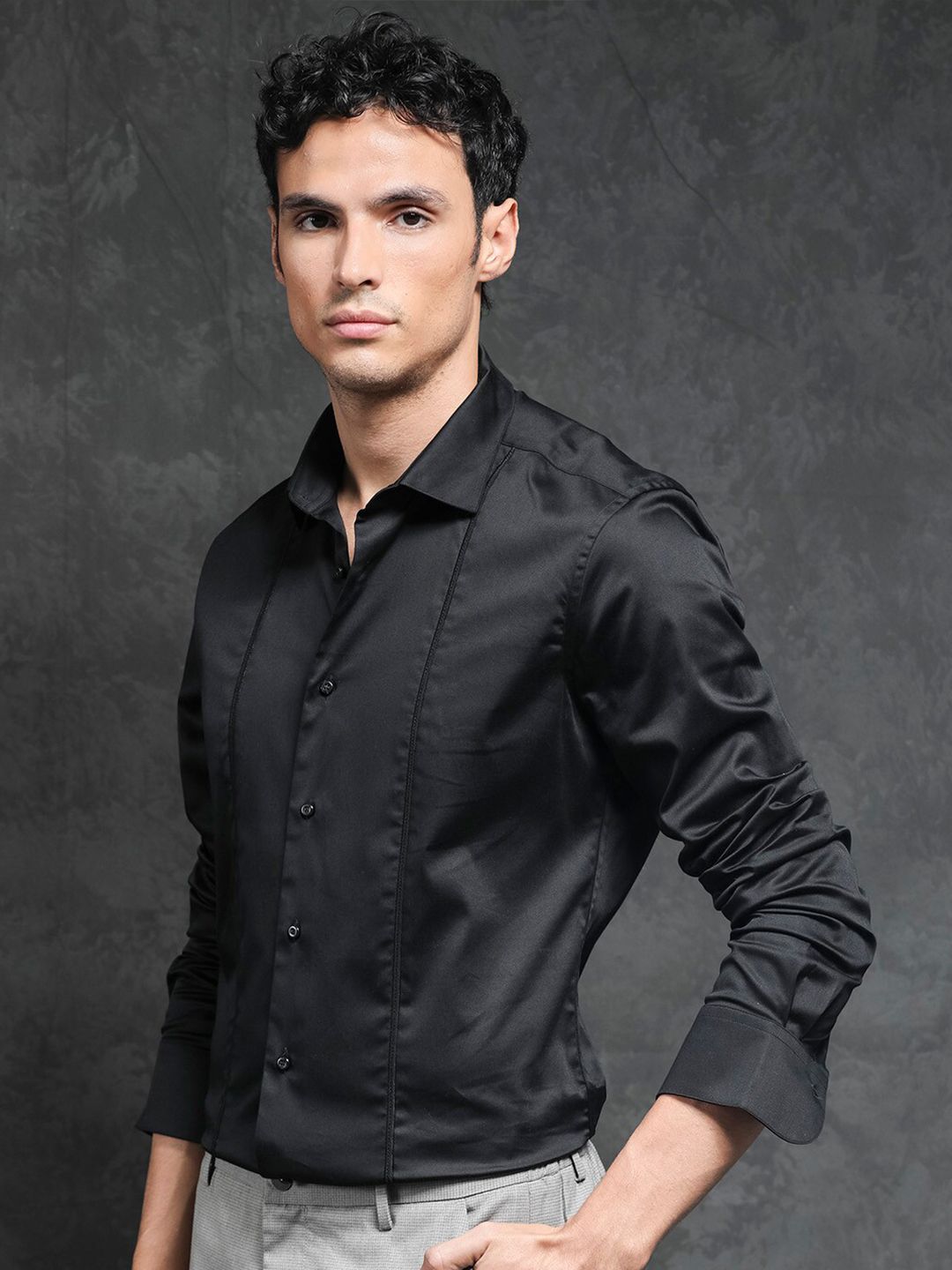 RARE RABBIT Men Liner Black Slim Fit Opaque Cotton Shirt