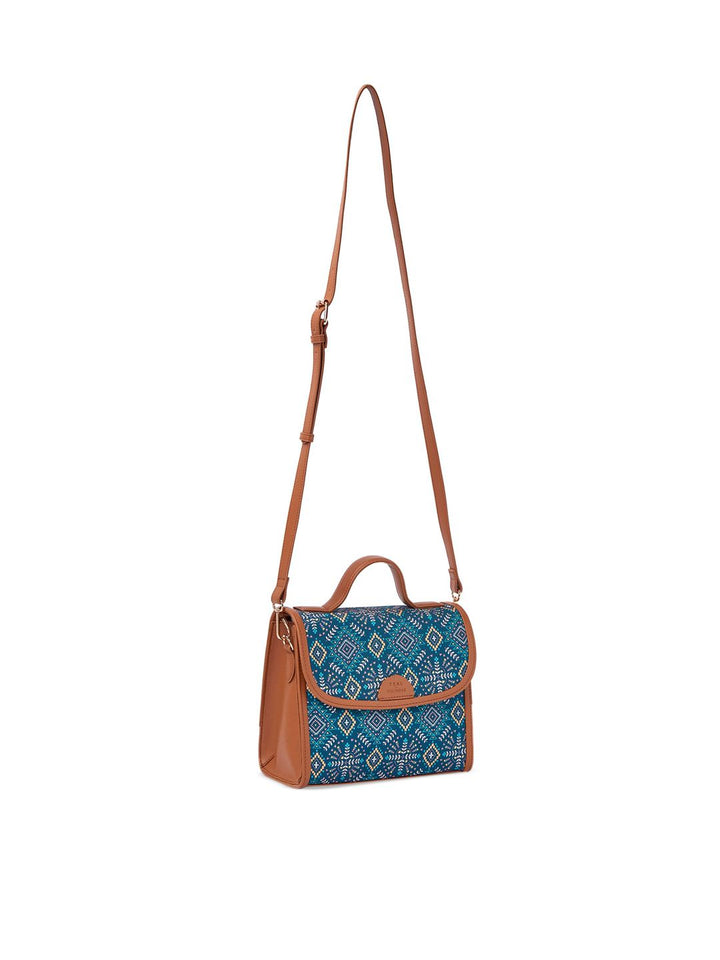 TEAL BY CHUMBAK Graphic Printed Sling Bag