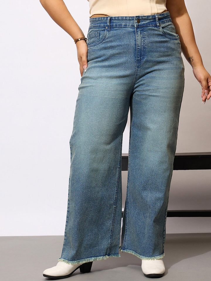 SASSAFRAS Curve Women PLus Size Comfort Acid Wash Clean Look Stretchable Jeans