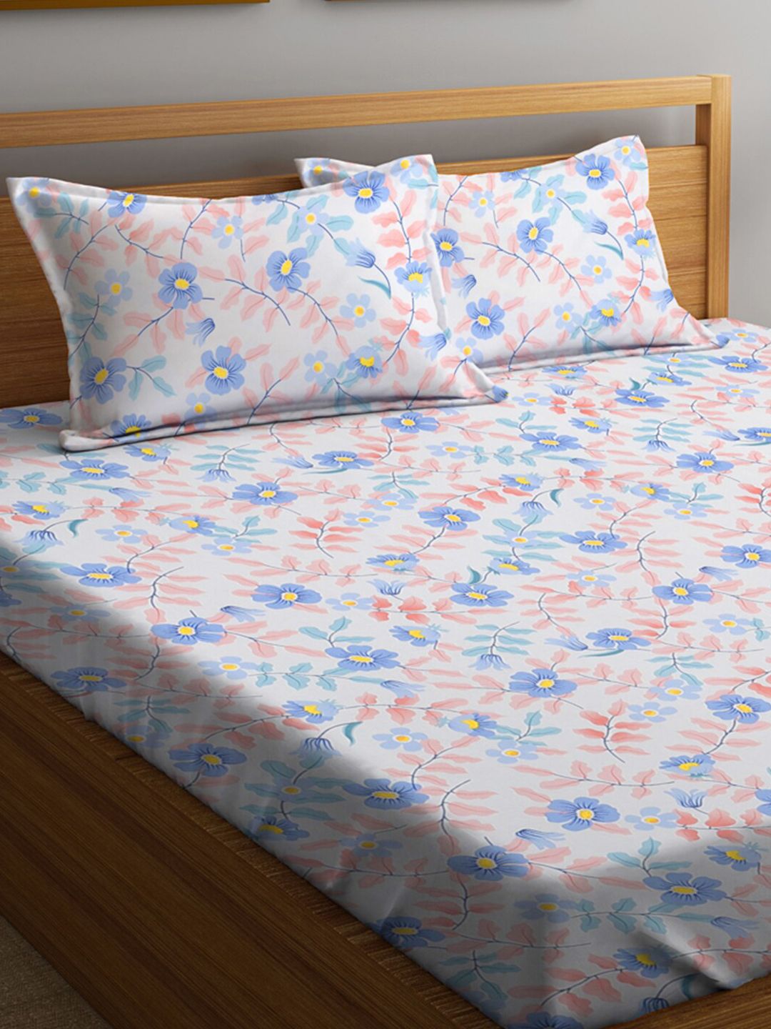 KLOTTHE Multicoloured Floral 300 TC King Size Fitted Bedsheet with 2 Pillow Covers