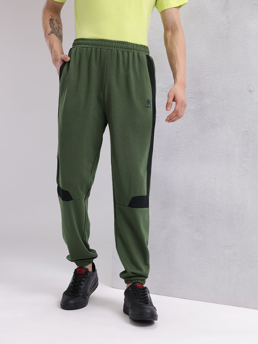 HRX by Hrithik Roshan Men Solid Joggers