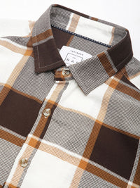 VASTRADO Men Classic Slim Fit Cutaway Collar Gingham Checked Cotton Casual Shirt