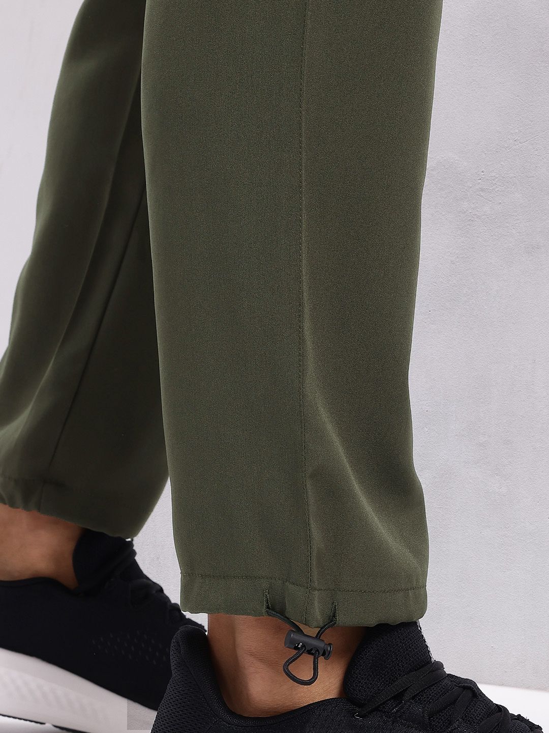 HRX by Hrithik Roshan Men Cargo Training Track Pants