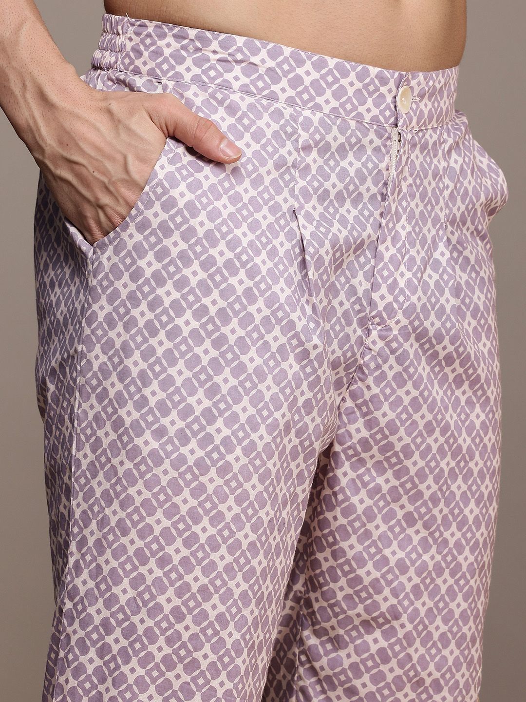 House of Pataudi Men Printed Pure Cotton Jashn  Style Kurta with Trousers