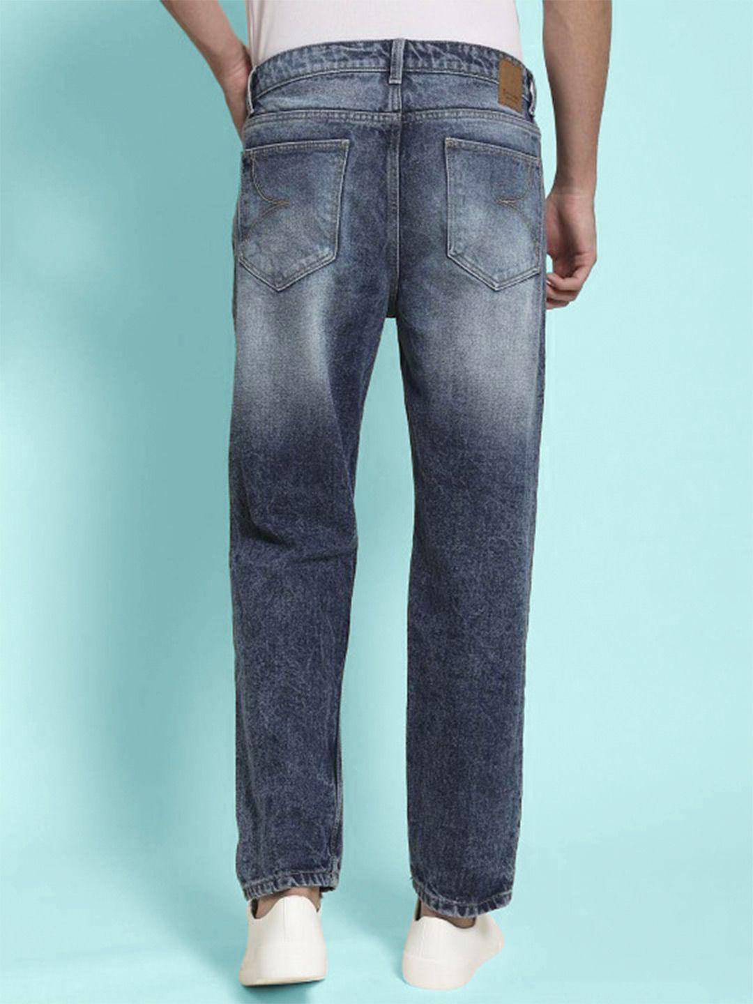 Bene Kleed Men Relaxed Fit Slash Knee Heavy Fade Jeans