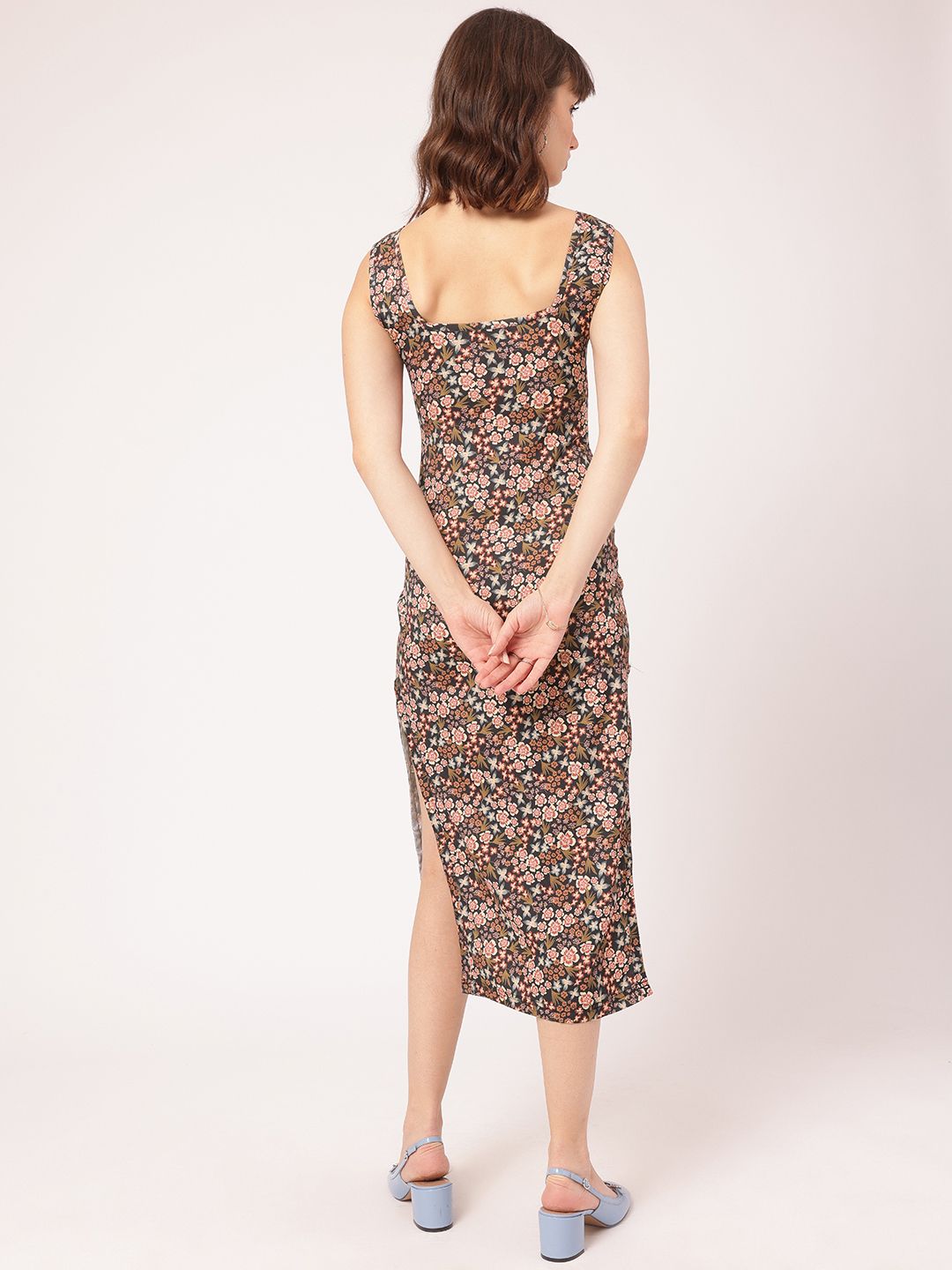 DressBerry Dainty Florals Sheath Midi Dress with Slit