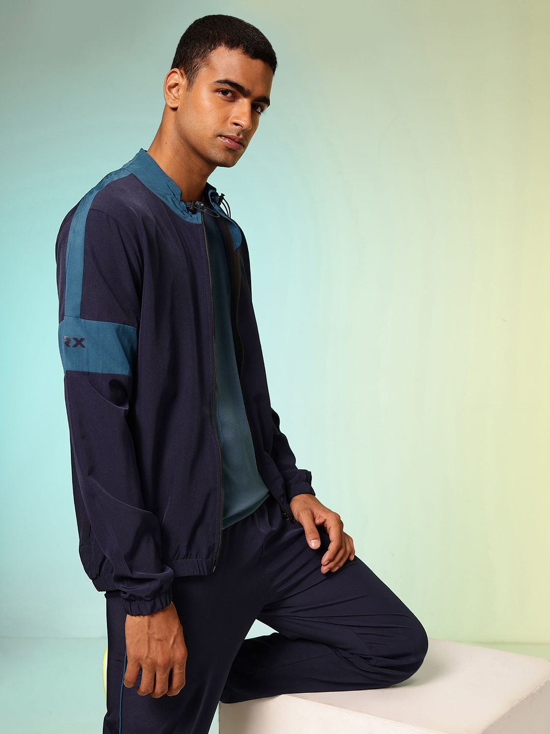 HRX by Hrithik Roshan Colourblocked Rapid Dry Running Tracksuit