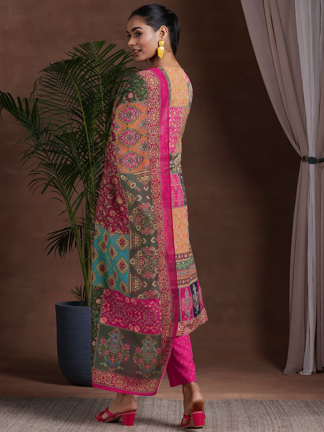 Libas Women Ethnic Motifs Printed Regular Kurta with Trousers & With Dupatta