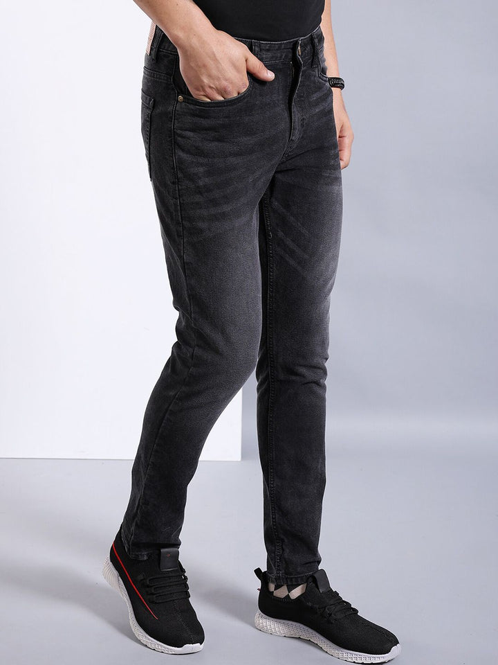 The Indian Garage Co Men Black Mid-Rise Slim Fit Clean Look Light Fade Stretchable Jeans