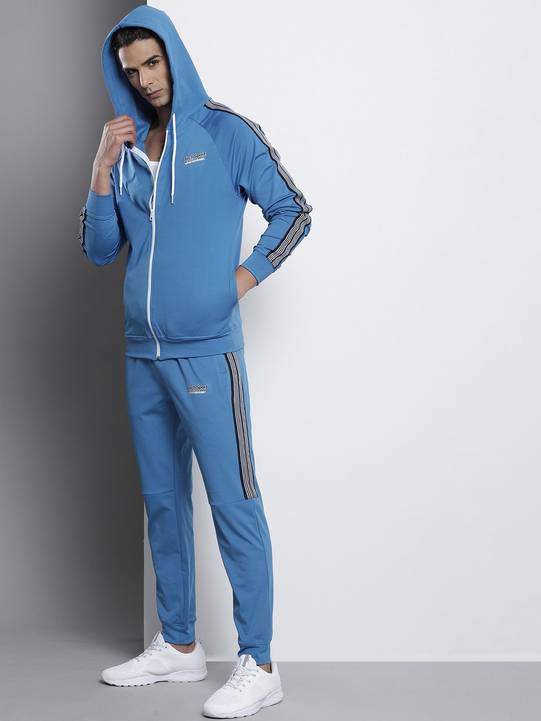 Men Hooded Sweatshirt & Jogger Co-Ord Set