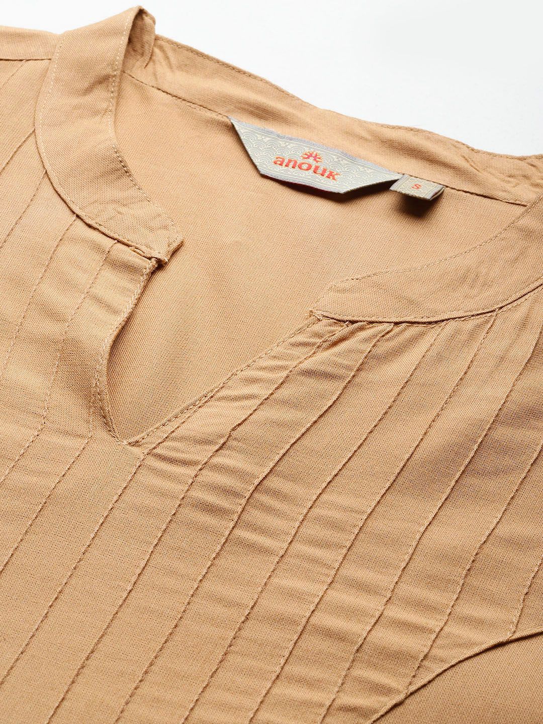 Anouk Yoke Design Thread Work Kurta