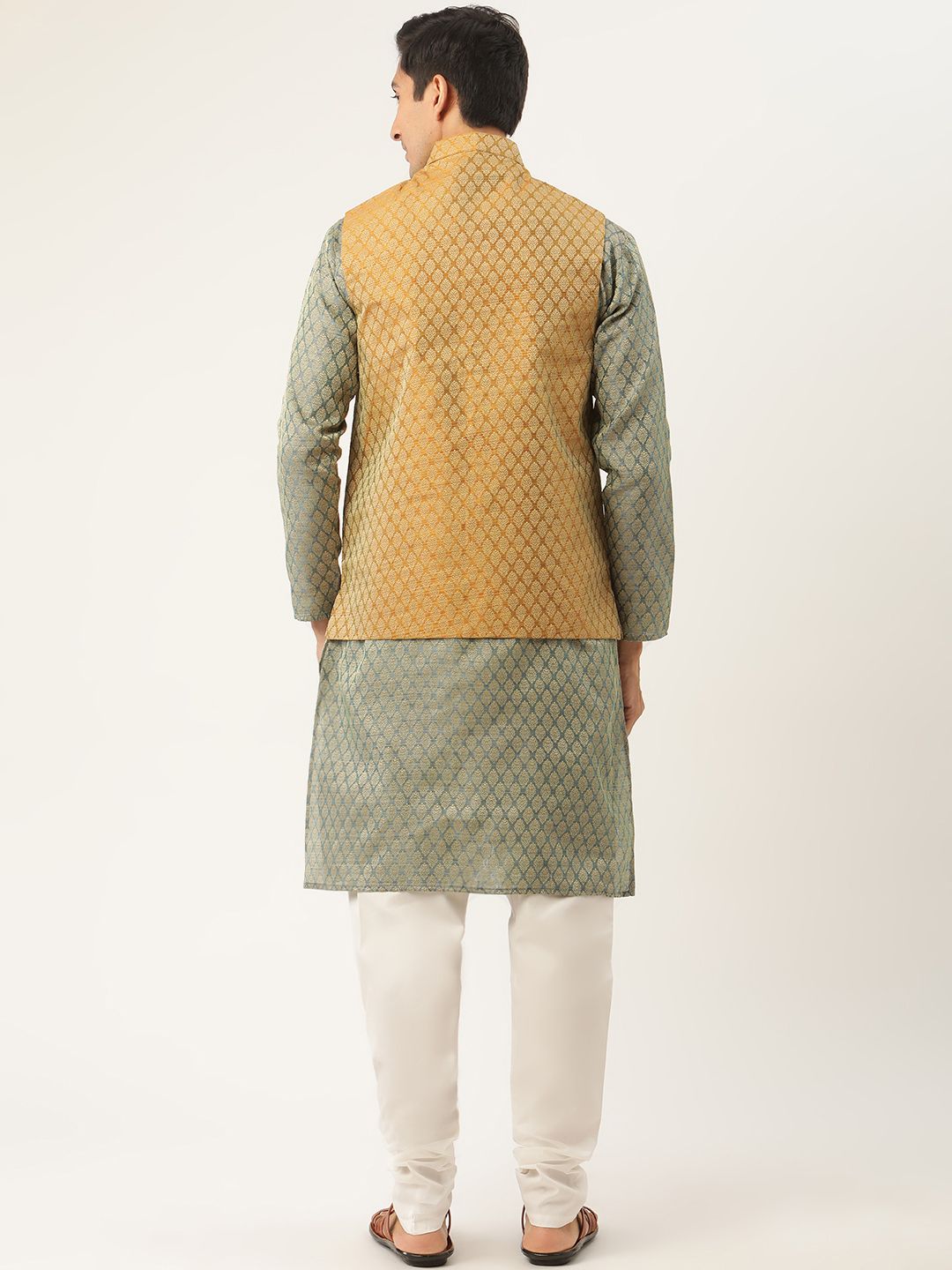 SOJANYA Men Green & Mustard Yellow Ethnic Motifs Kurta with Churidar & Nehru Jacket