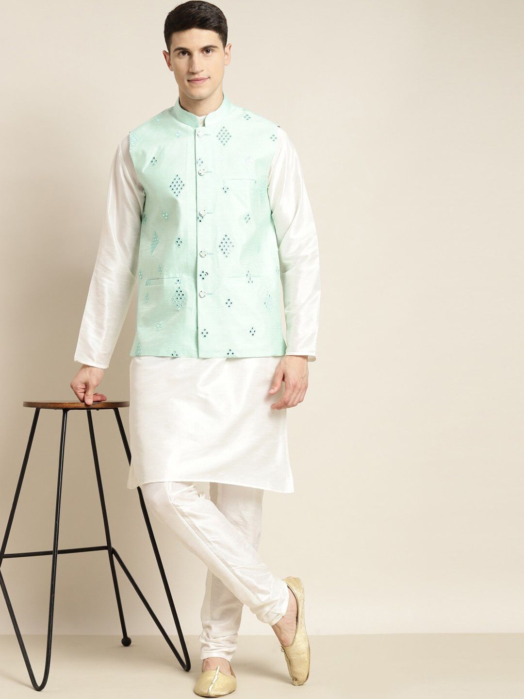 SOJANYA Mandarin Collar Straight Regular Kurta With Pajamas & Nehru Jacket