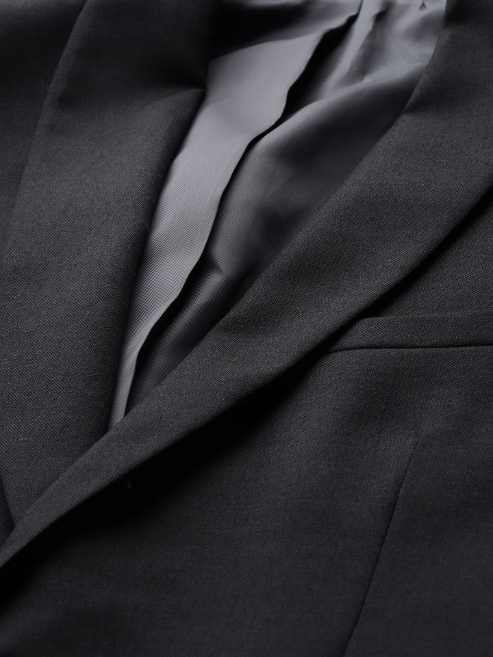 Raymond 3-Piece Woven Design Contemporary Fit Formal Suit