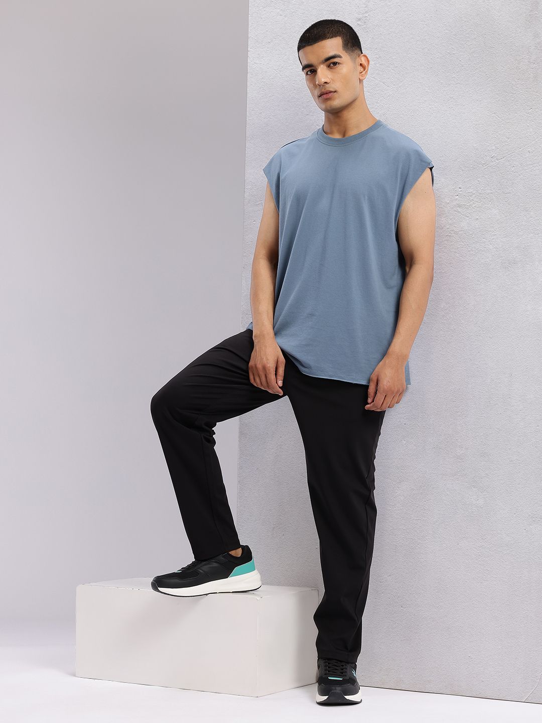 HRX by Hrithik Roshan Men Mid-Rise Lifestyle Track Pants