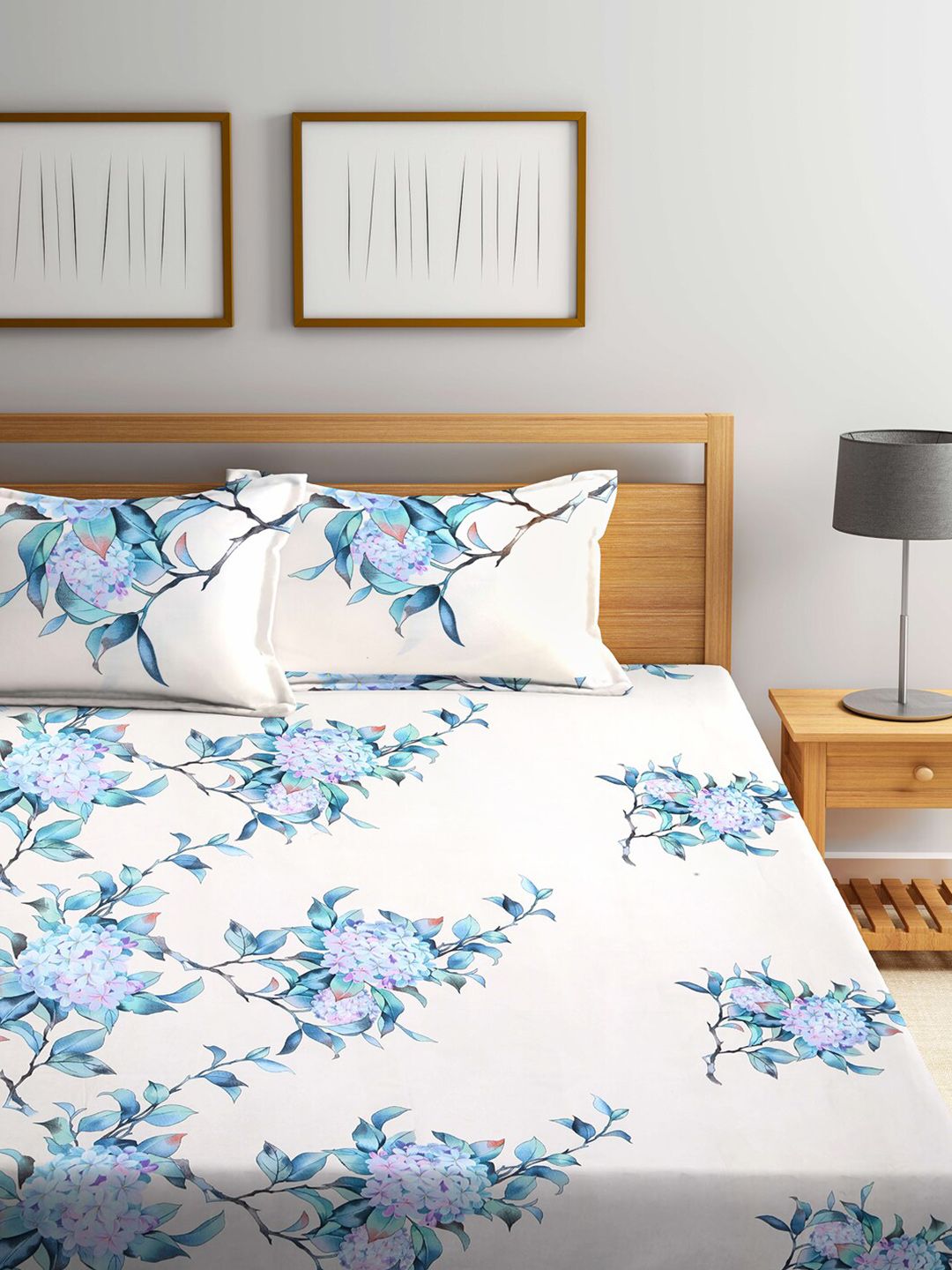 KLOTTHE White & Blue Floral 300 TC King Bedsheet with 2 Pillow Covers