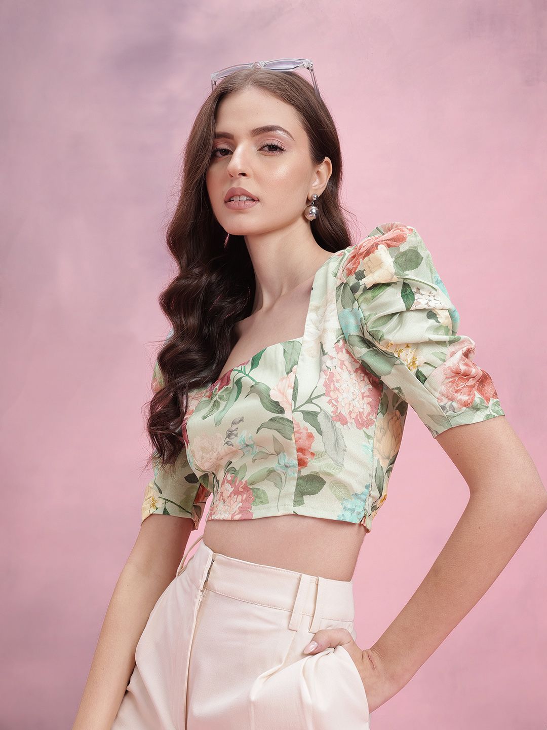 DressBerry Floral Print Paneled Puff Sleeve Crop Top