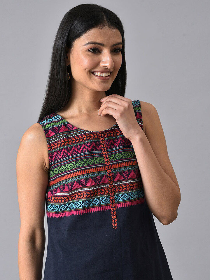 AURELIA Geometric Yoke Design Cotton Sleeveless Thread Work Kurta