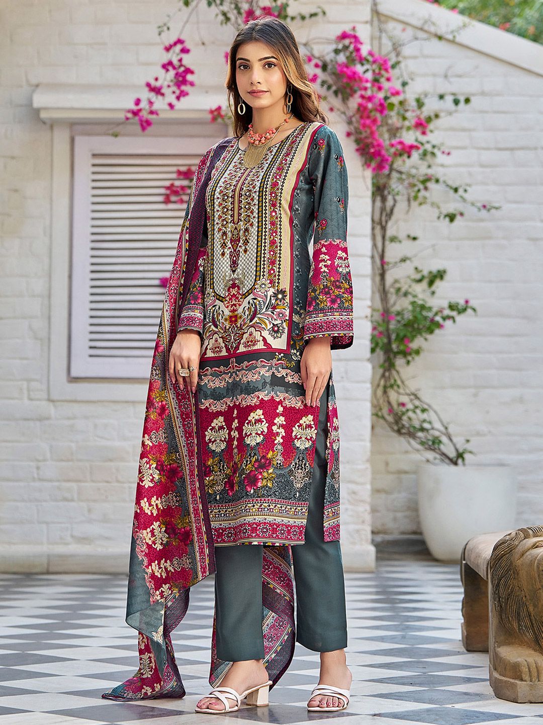 Varanga Women Printed Regular Beads and Stones Kurta with Trousers & With Dupatta
