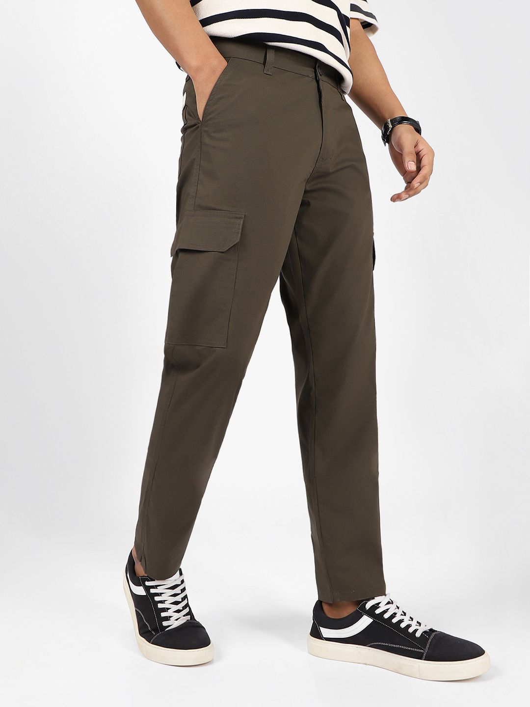 Urbano Fashion Men Mid-Rise Pure Cotton Cargo Trousers