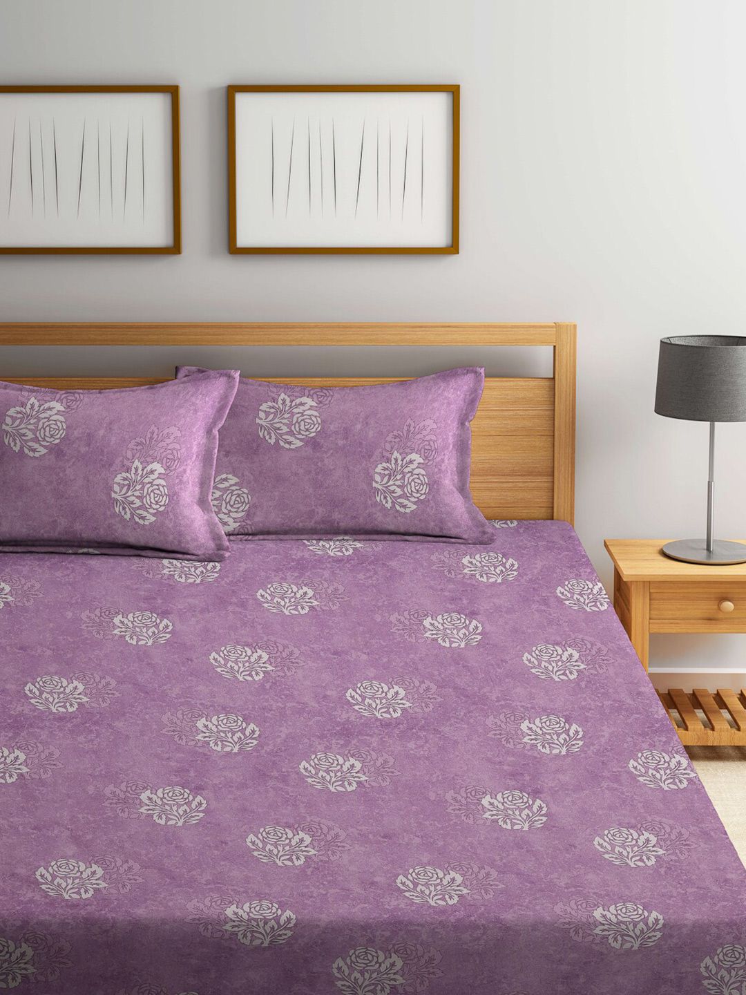 KLOTTHE Purple & White Printed Pure Cotton 400 TC King Bedsheet With 2 Pillow Covers