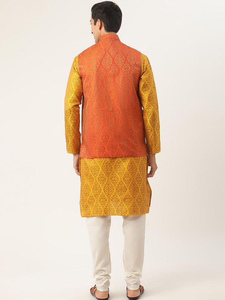 SOJANYA Lelaki Mustard Motif Etnik Kuning Jacquard Kurta dengan Jaket Churidar & Nehru