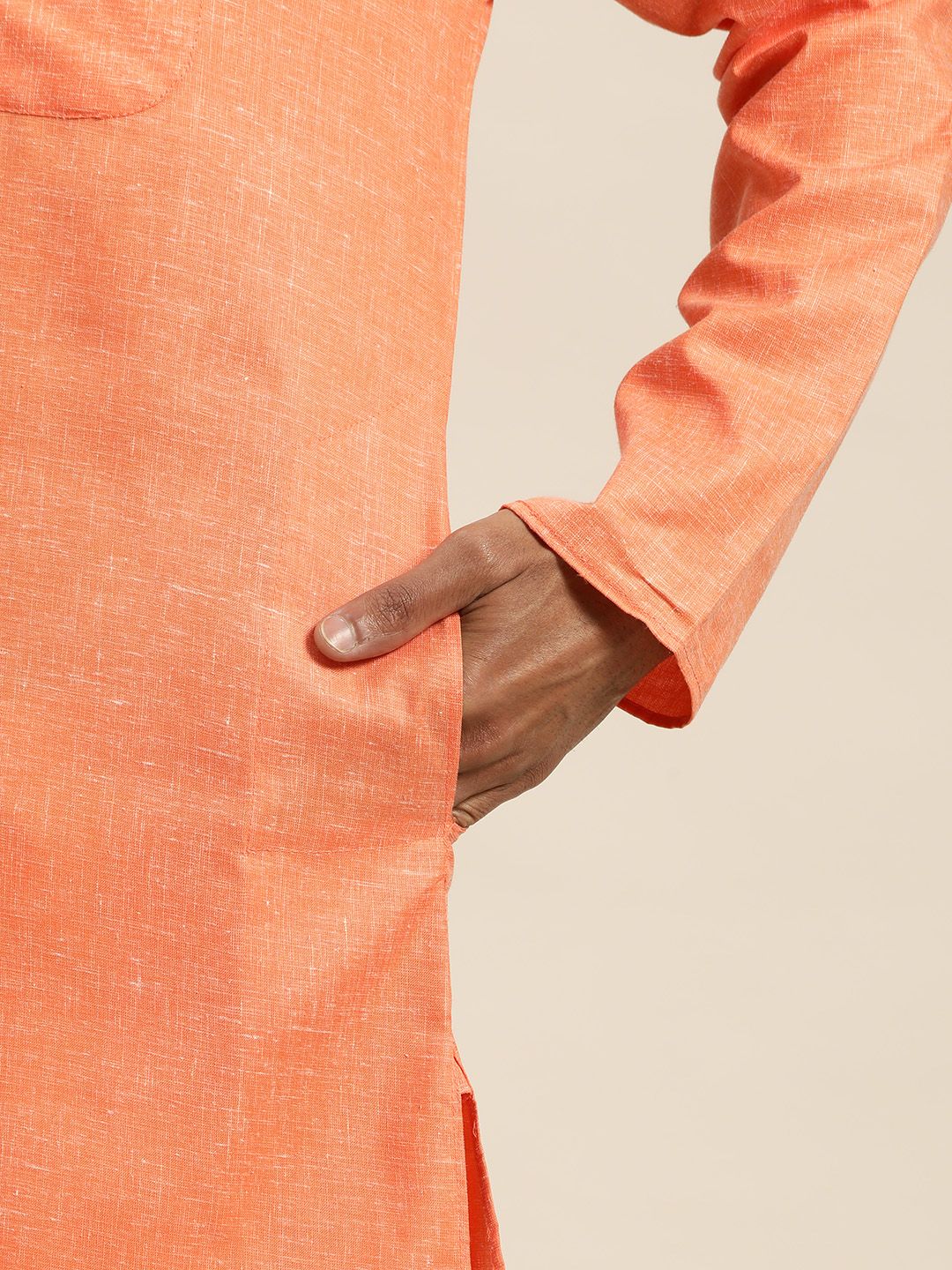 SOJANYA Men Orange Dobby Kurta