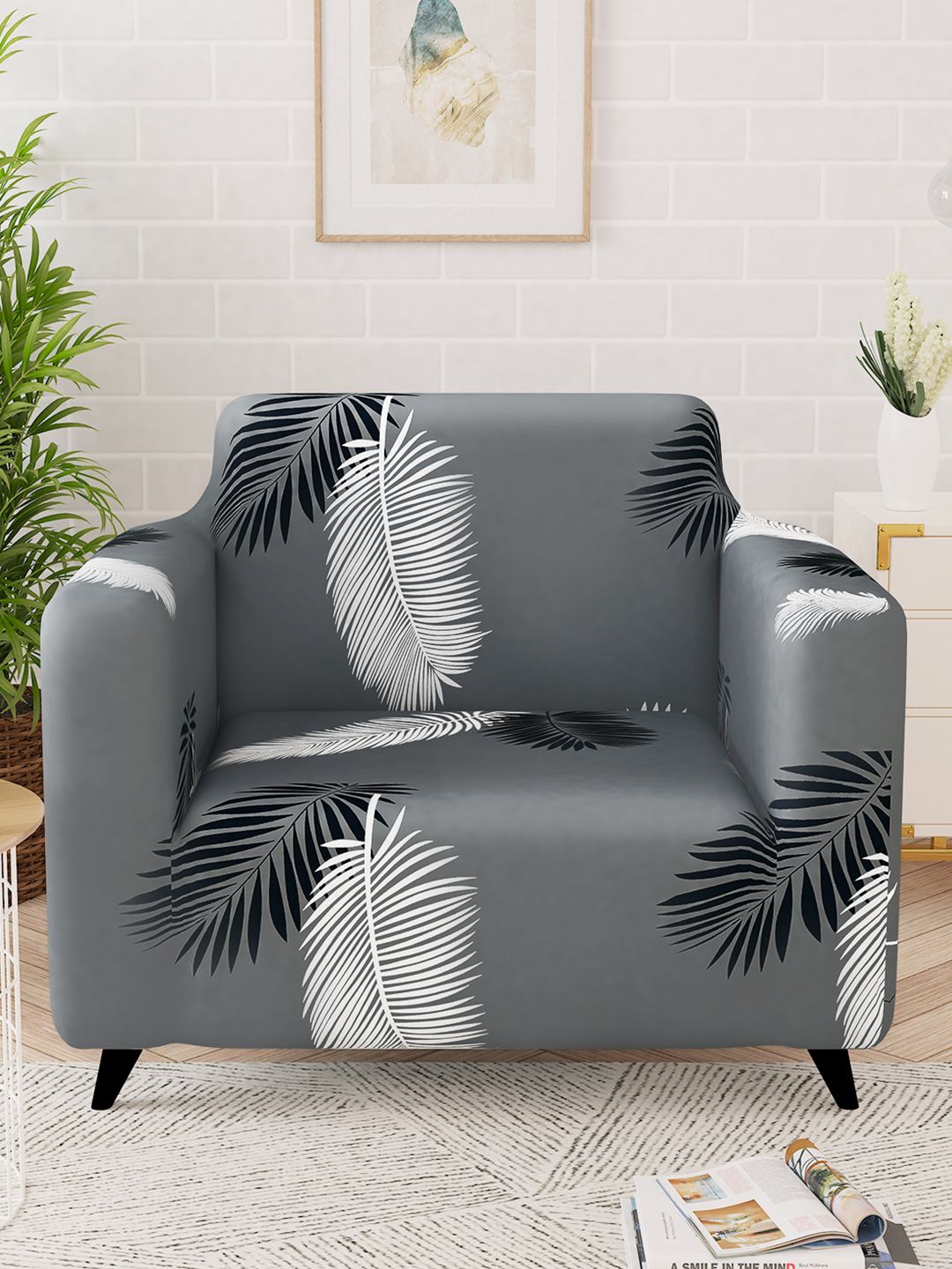 Story@home Grey & White Printed 1 Seater Stretchable Sofa Cover With Arms
