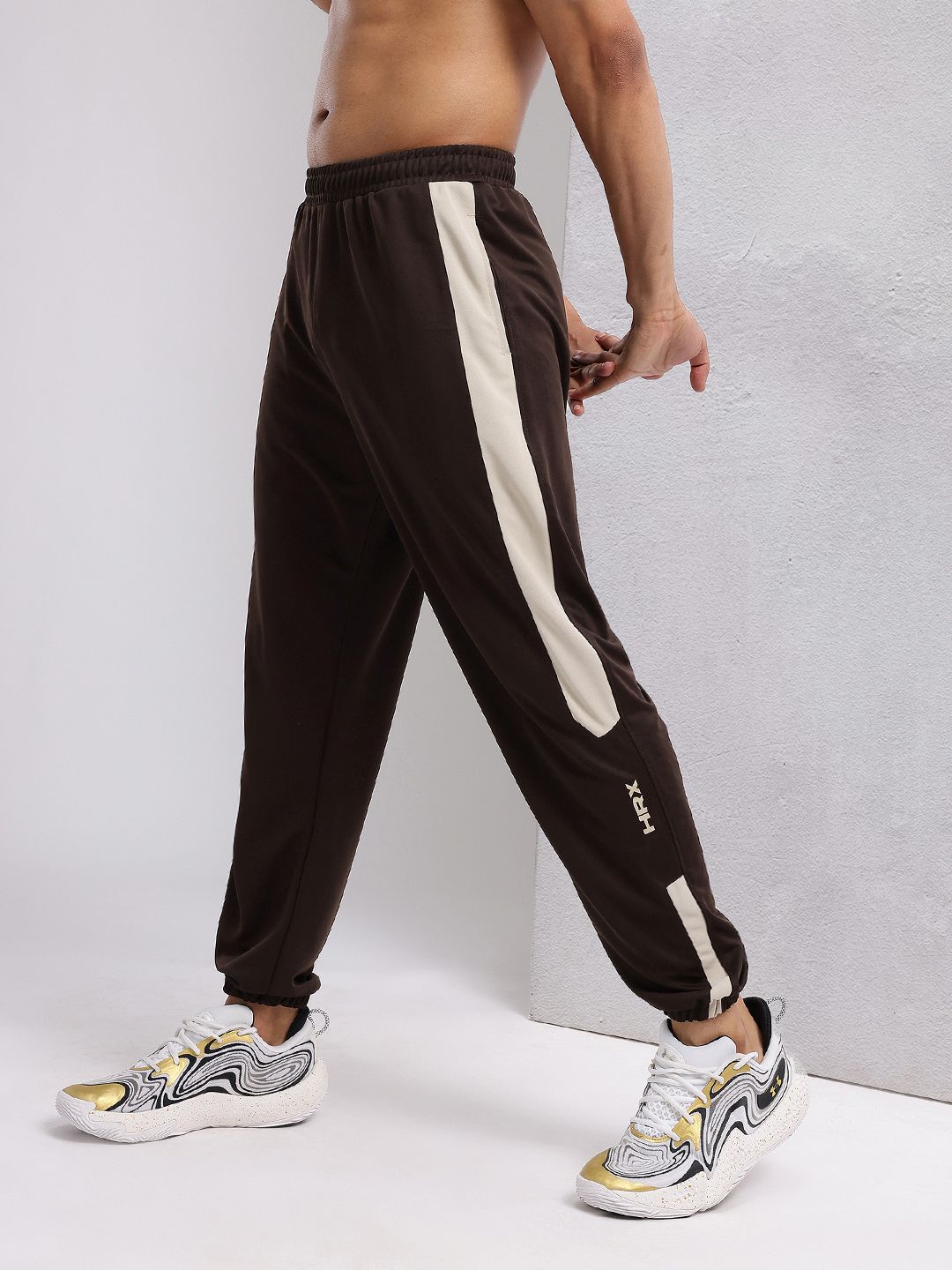 HRX by Hrithik Roshan Men Side Striped Mid-Rise Rapid-Dry Training Joggers
