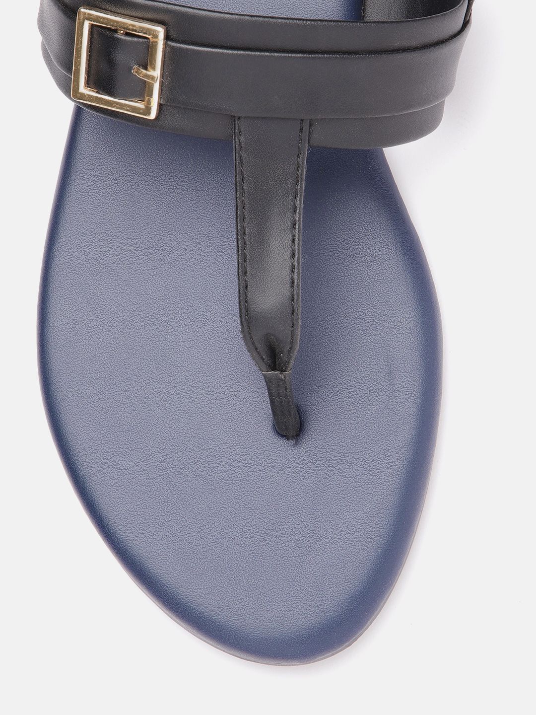 DressBerry Women Solid T-Strap Flats with Buckle Detail
