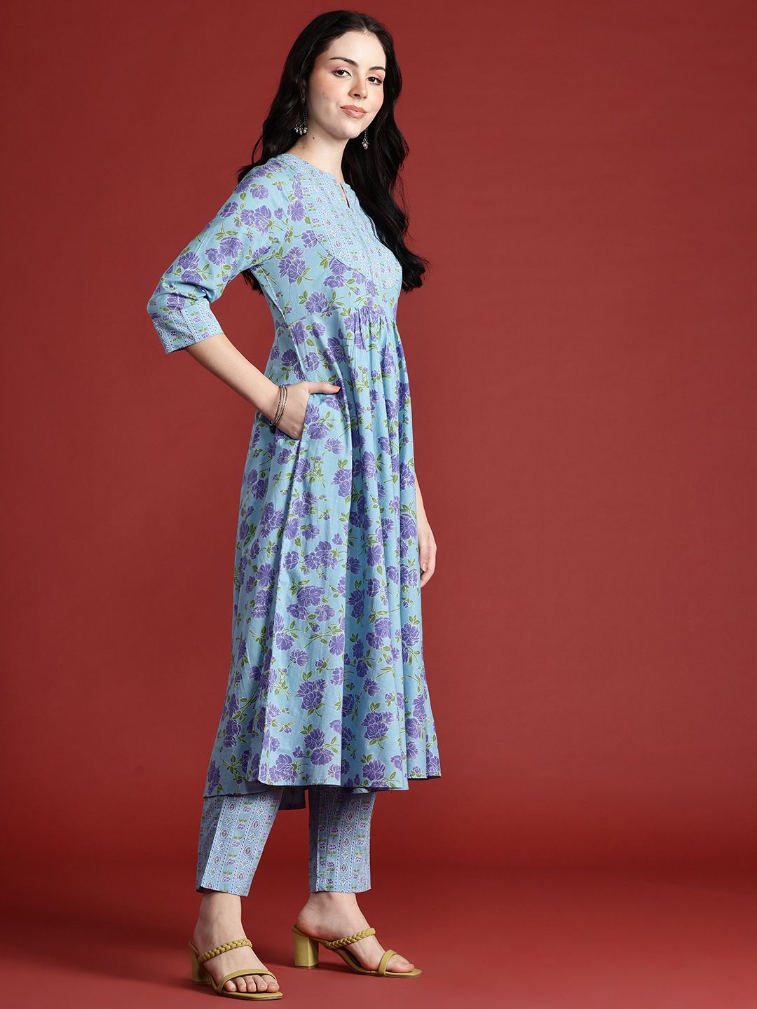 Anouk Floral Print Kurta with Trousers & Dupatta