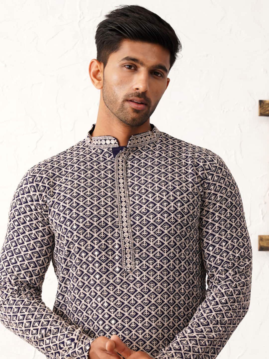 Jompers Mandarin Collar Geometric Thread Work Cotton Straight Kurta