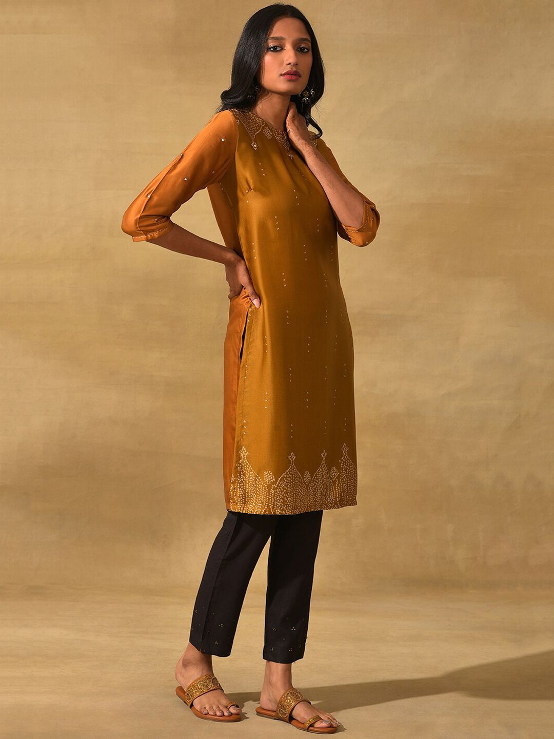 W The Folksong Bandhani Printed Mirror Work Kurta