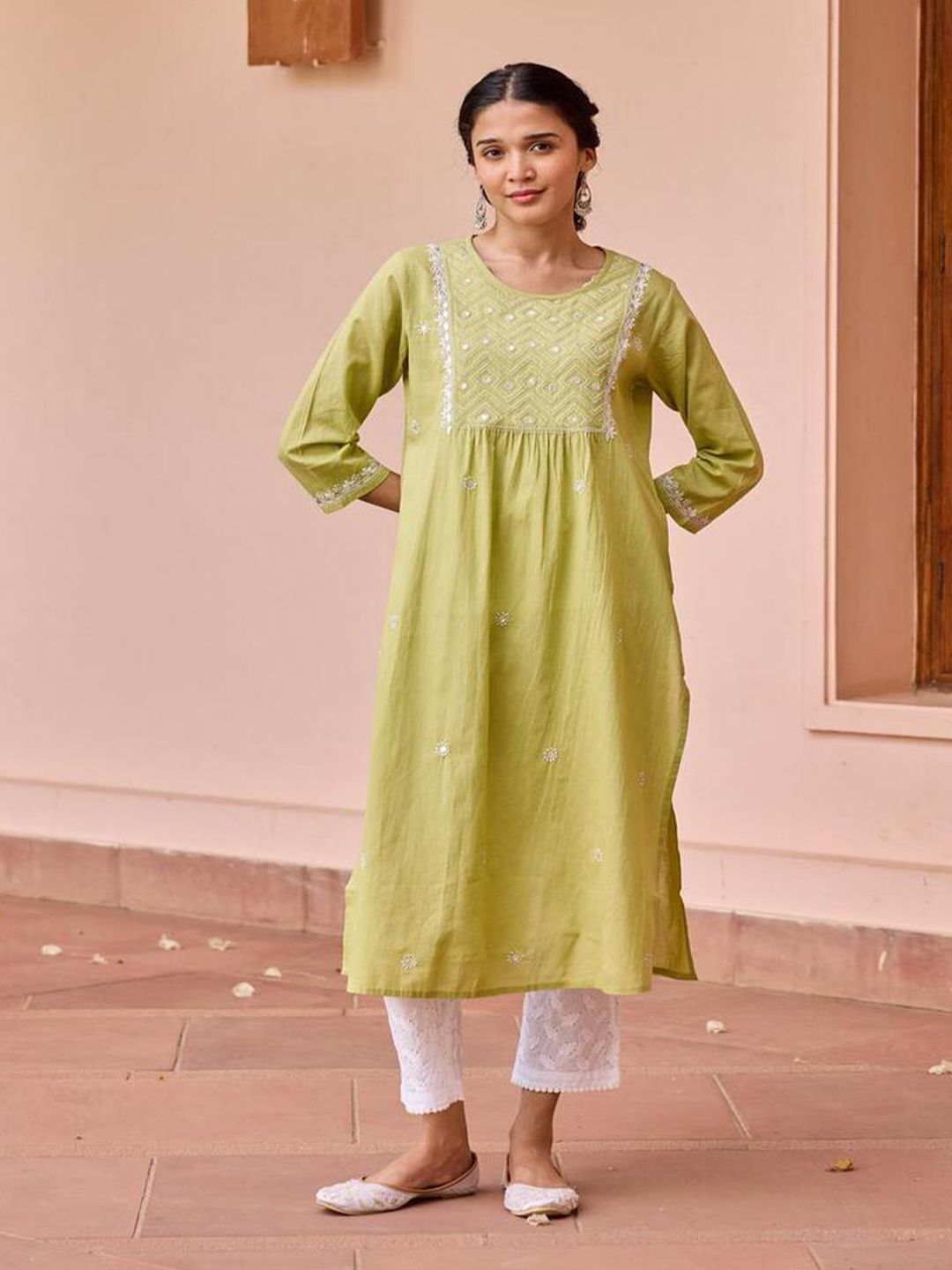 Rumah Chikankari Wanita Pista Green Cotton Chikankari Sulam Kurta