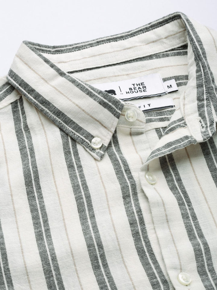 THE BEAR HOUSE Men Off-White & Black Slim Fit Striped Casual Cotton Shirt