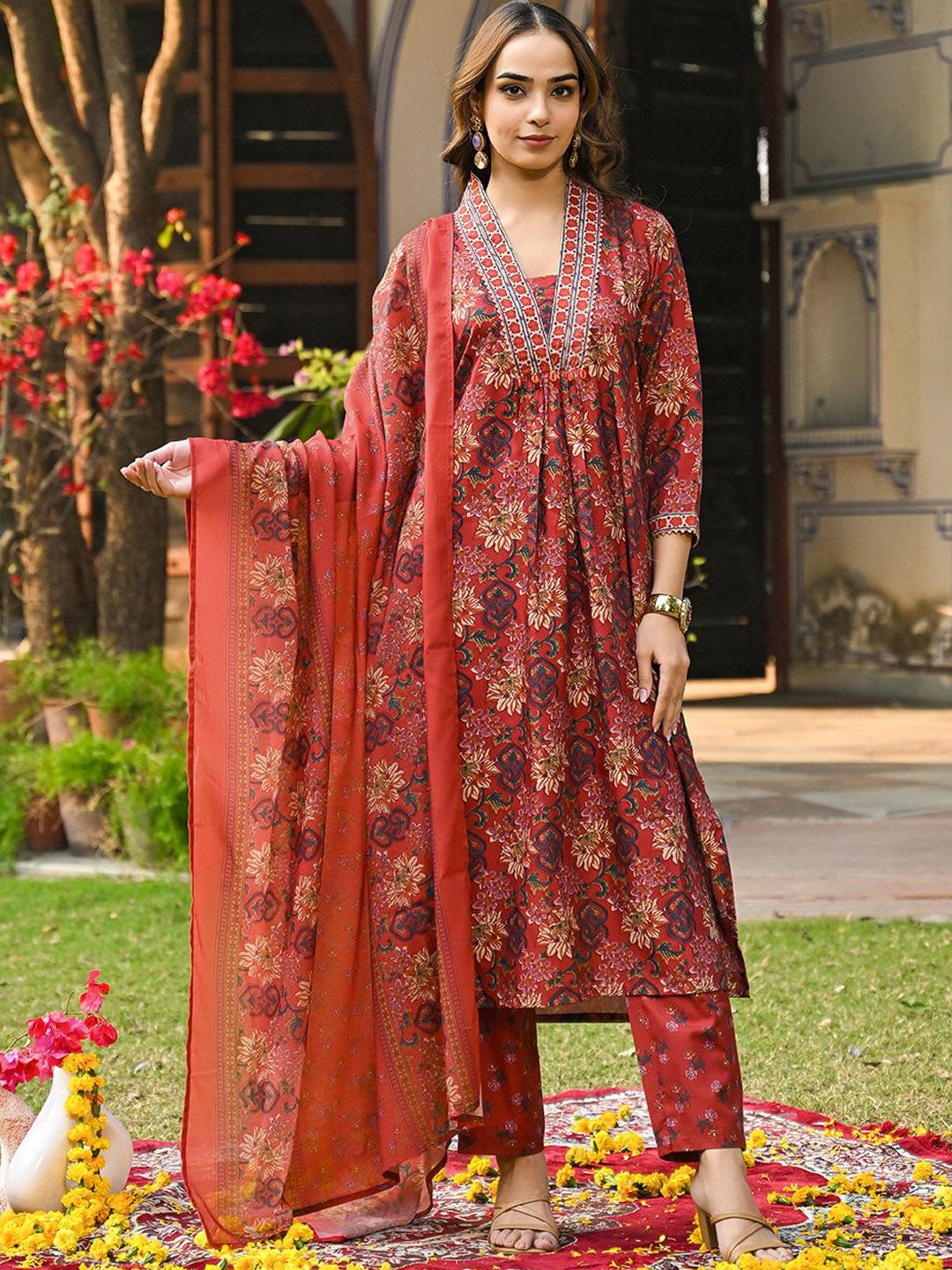 KALINI Women Floral Printed Regular Kurta with Trousers & With Dupatta