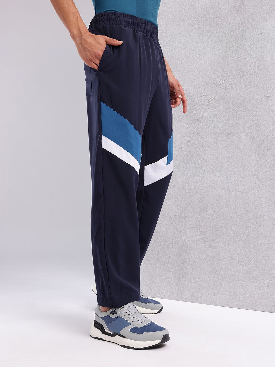 HRX by Hrithik Roshan Men  Lifestyle Mid-Rise Colorblocked Casual Track Pants with Toggle