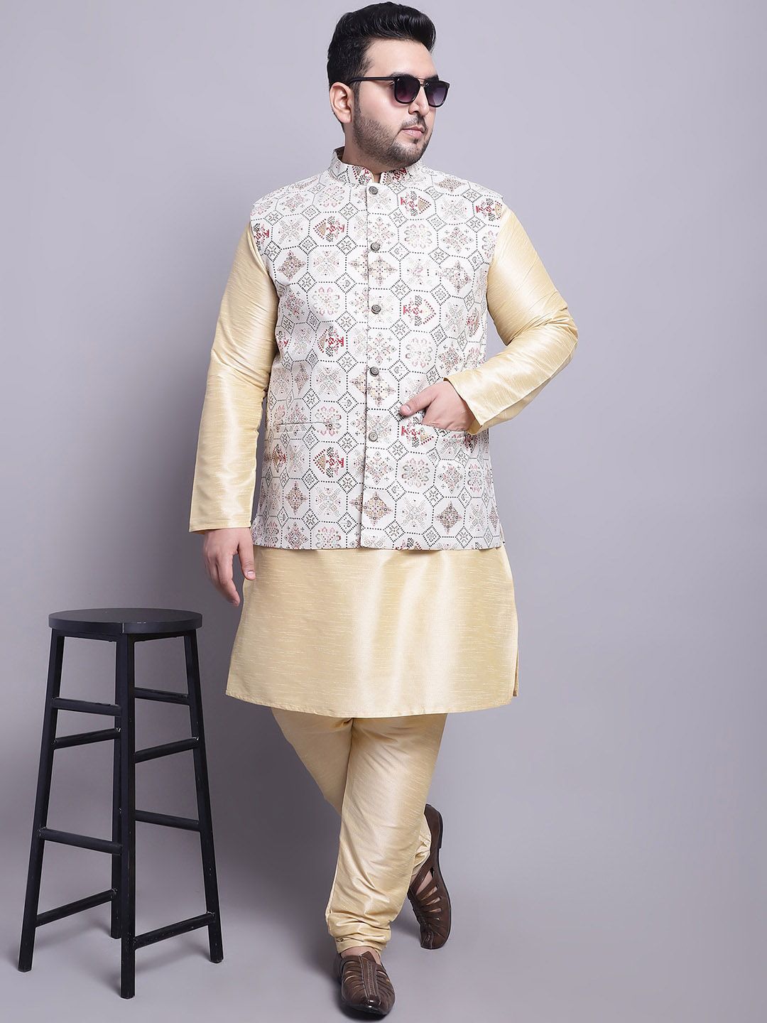 SOJANYA PLUS Regular Silk Cotton Kurta With Pyjamas & Nehru Jacket