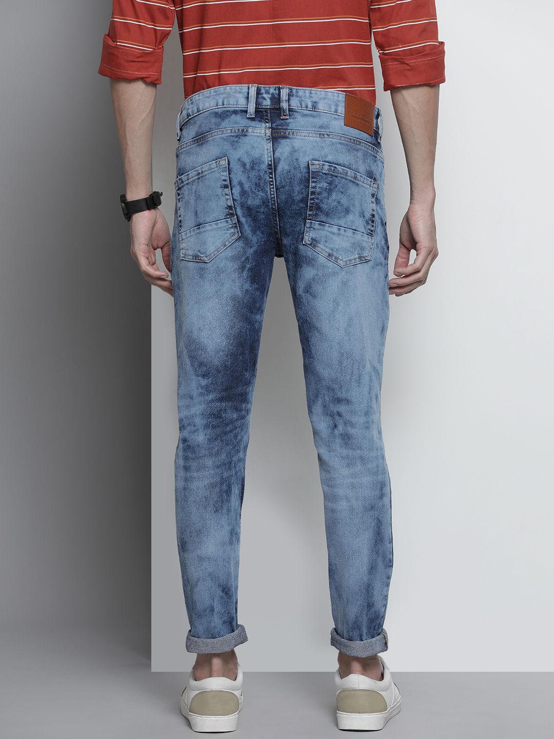 The Indian Garage Co Men Blue Slim Fit Light Fade Stretchable Jeans