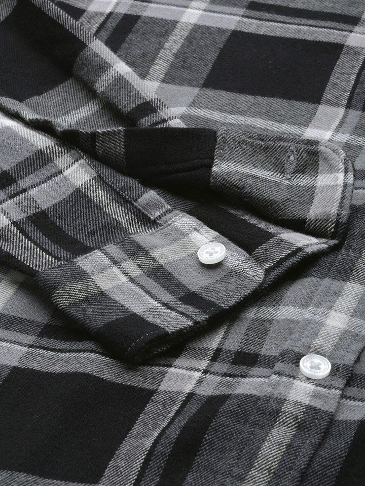 THE BEAR HOUSE Men Grey Slim Fit Tartan Checks Checked Casual Shirt