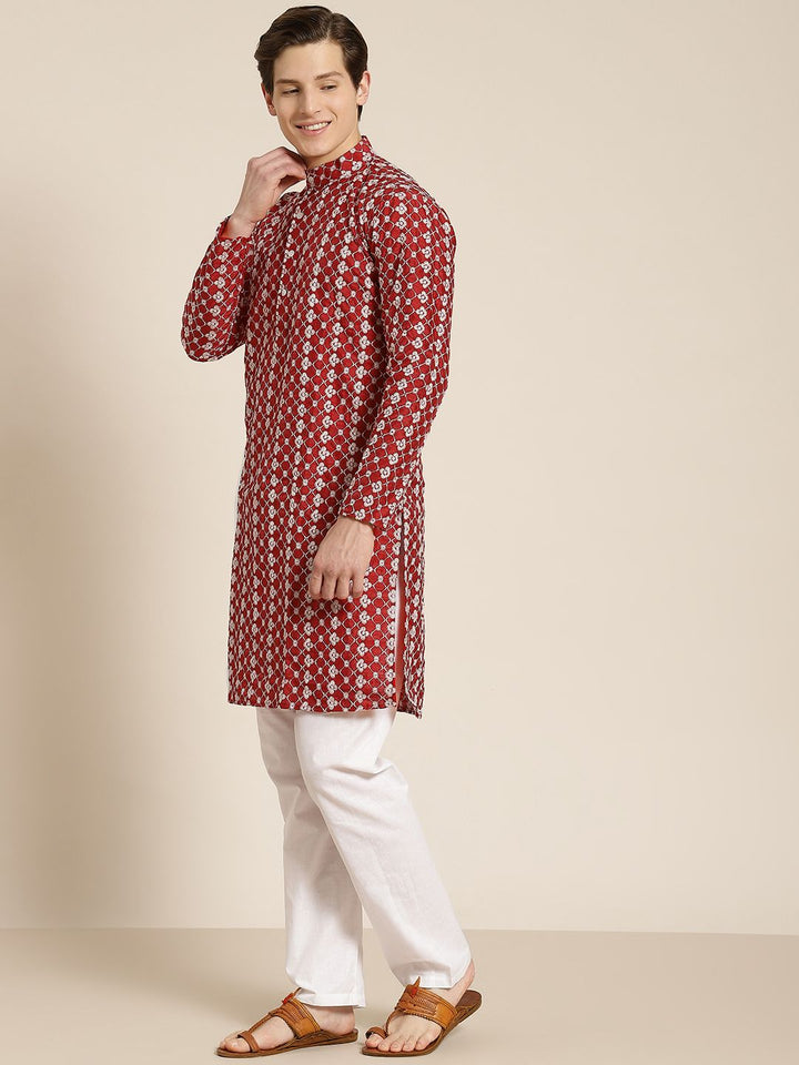 SOJANYA Men Maroon & White Ethnic Motifs Embroidered Kurta