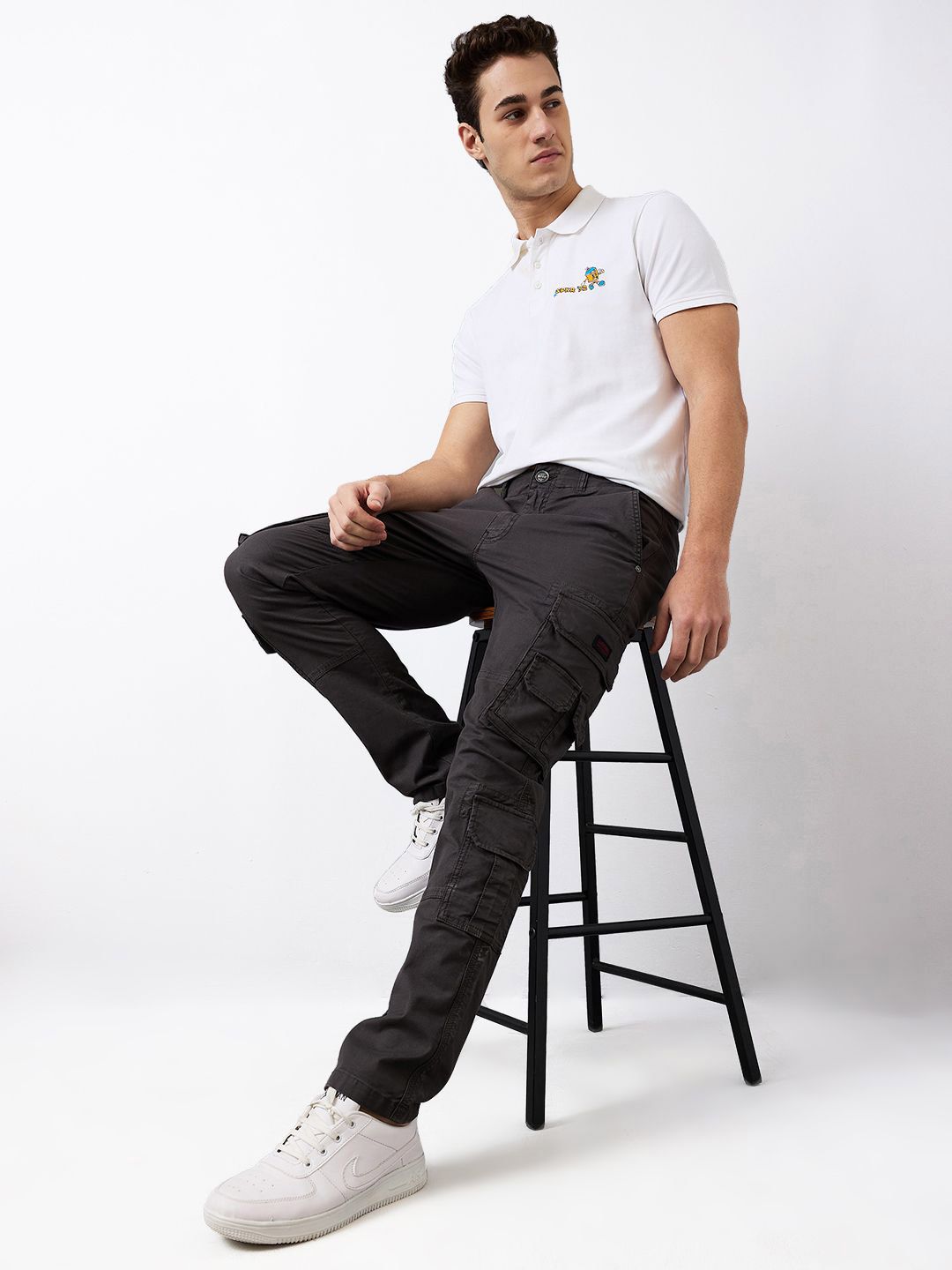 SPYKAR Men Straight Fit Mid Rise Cargos